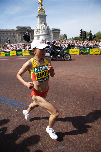 Zhou Chunxiu became the first Chinese woman to win the London Marathon